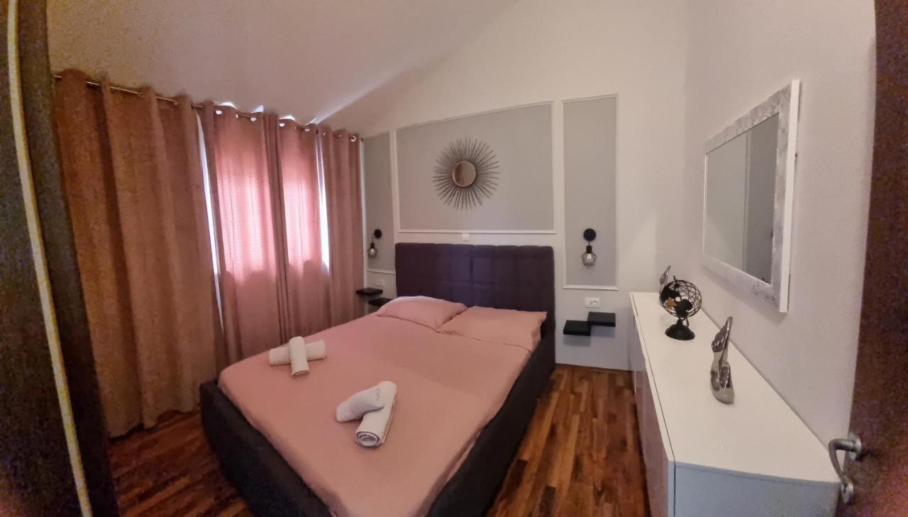Holiday Home Gabi Rogoznica  Buitenkant foto